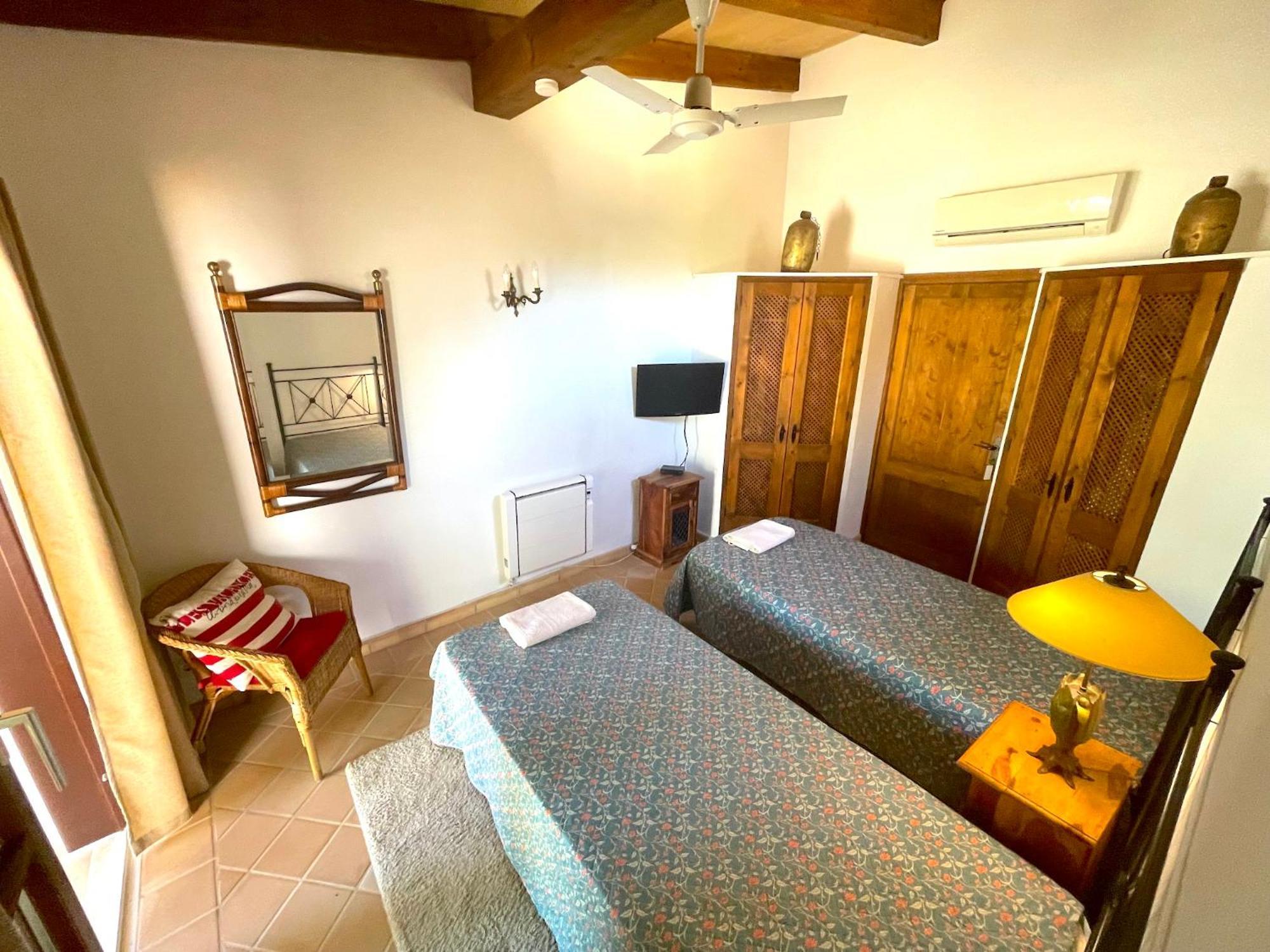 Villa Tropicana Jacobus Majorca Sleeps 10 Huge Pool Pollenca